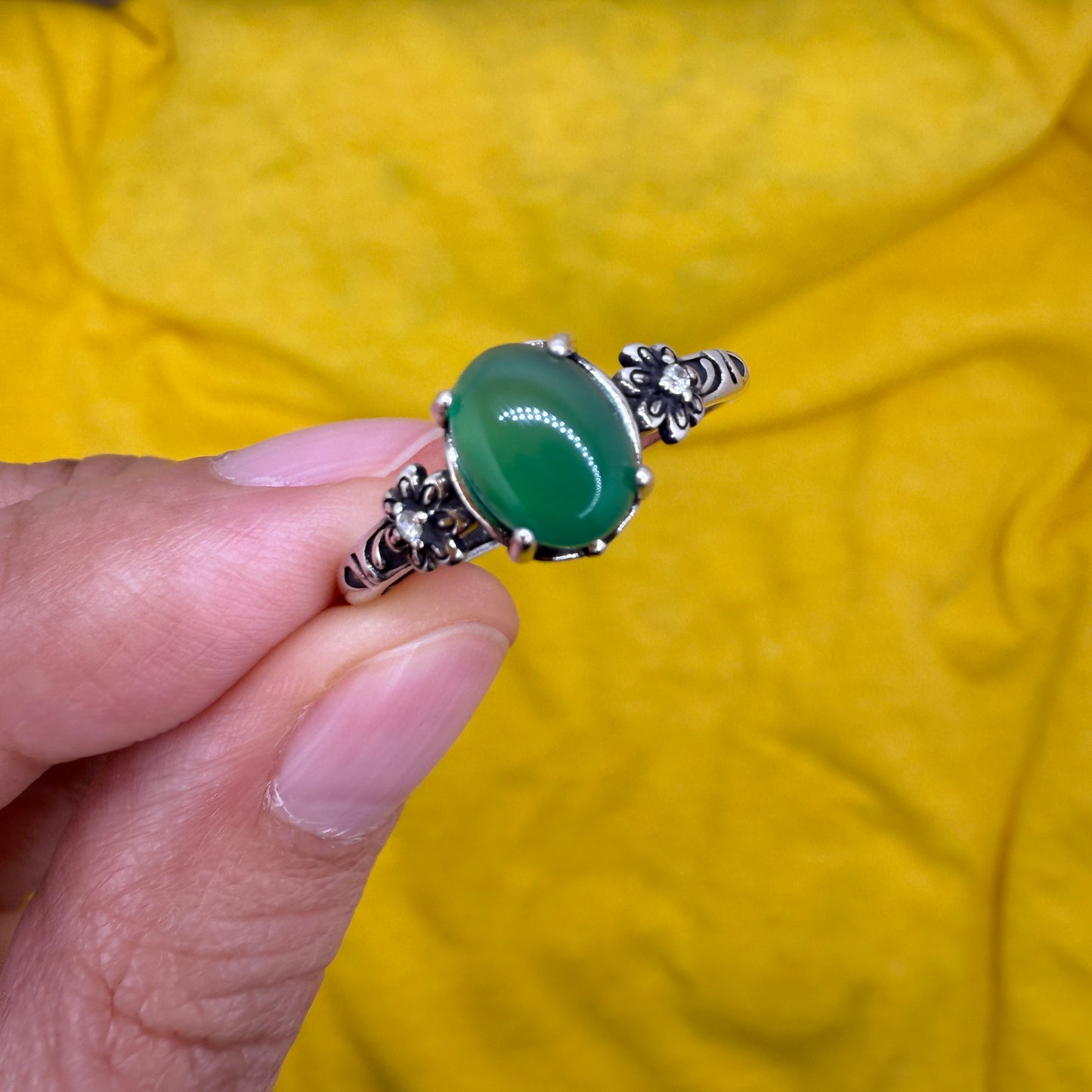 925 Sterling Silver Ring 8x6mm Natural Emerald Gemstone Women Jewelry Green Gift