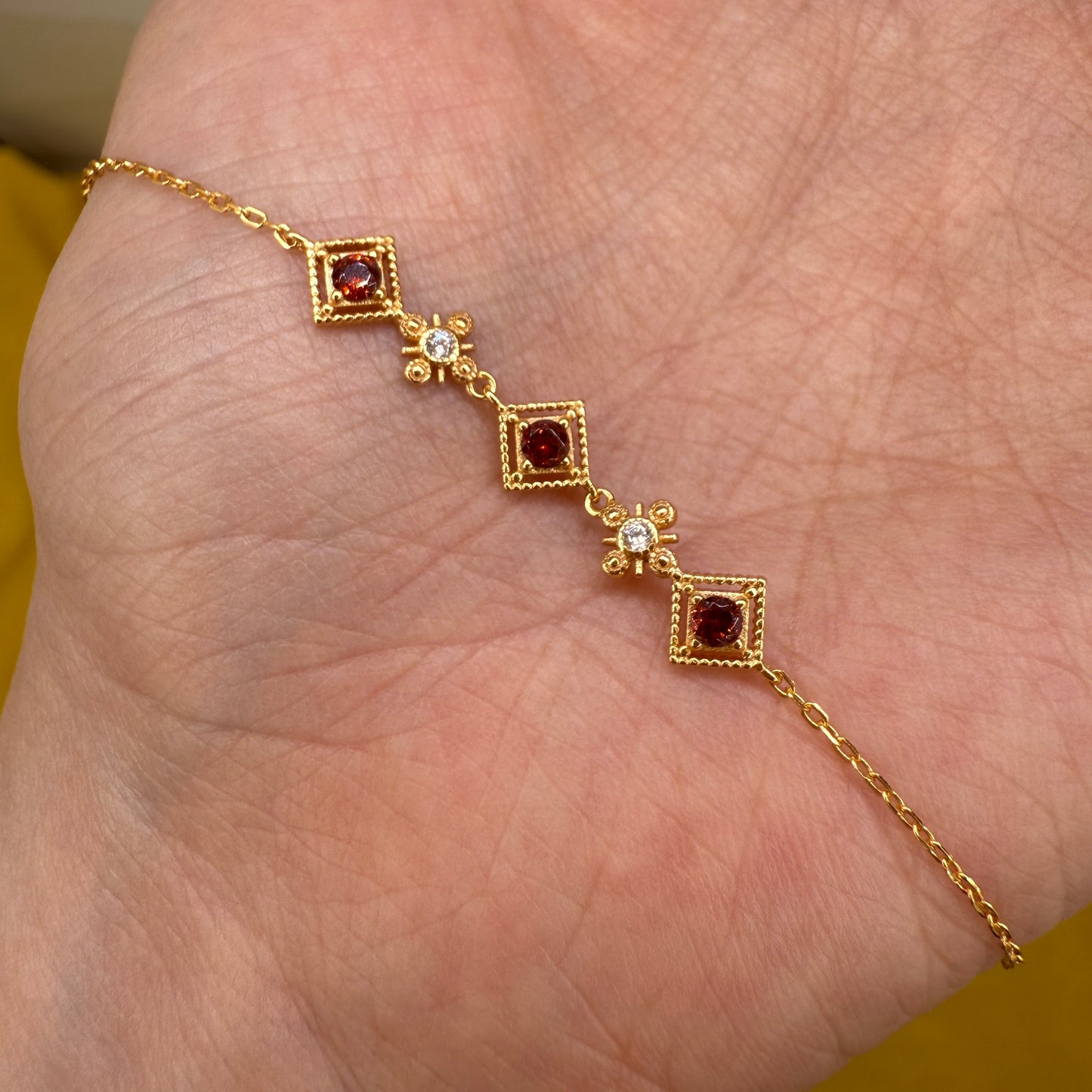 925 Sterling Silver Bracelet 3mm Round Red Natural Zircon Gemstone Golden Chain Jewelry Gift
