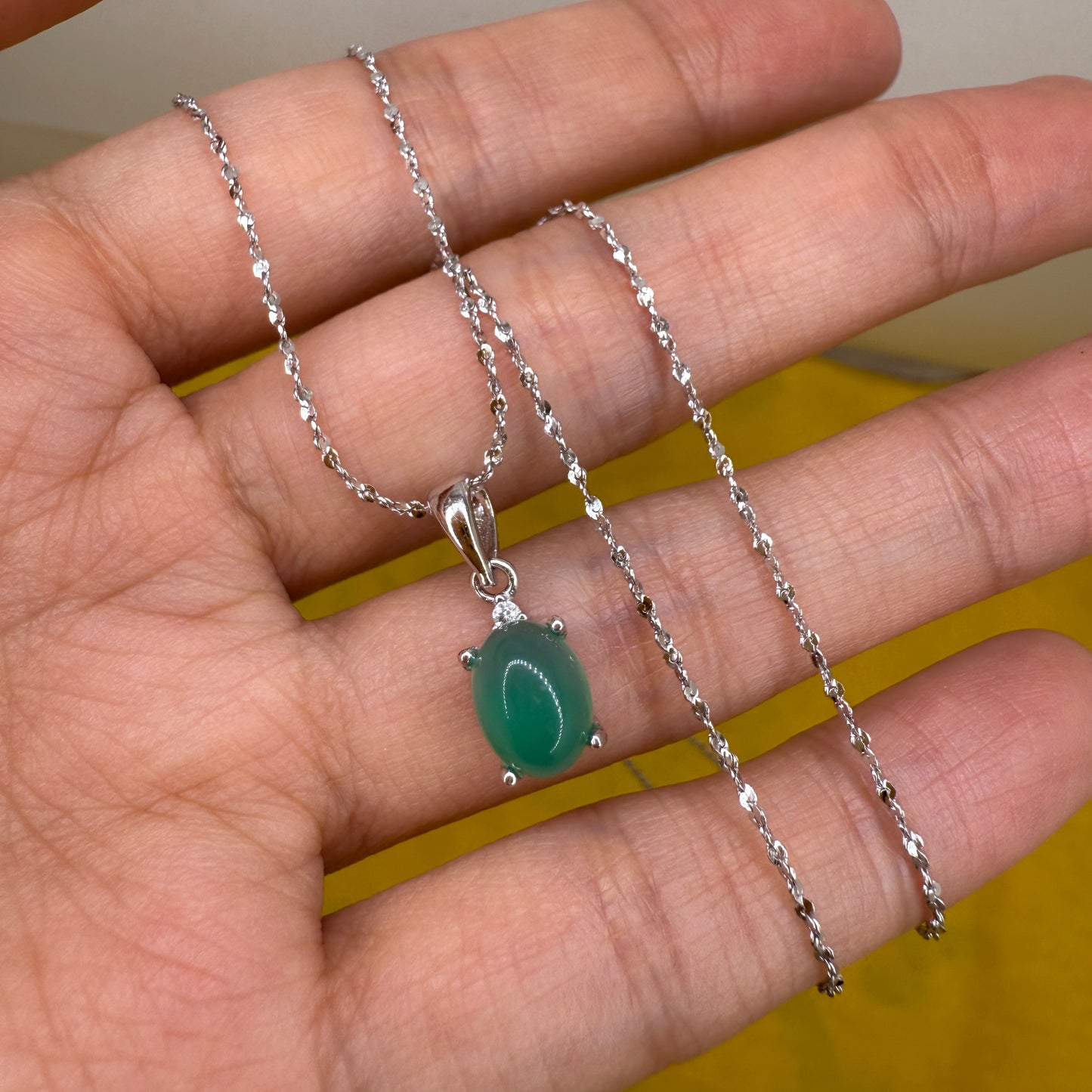 925 Sterling Silver Necklace 8x6mm Green Natural Emerald Gemstone Zircon Pendant with Chain Jewelry