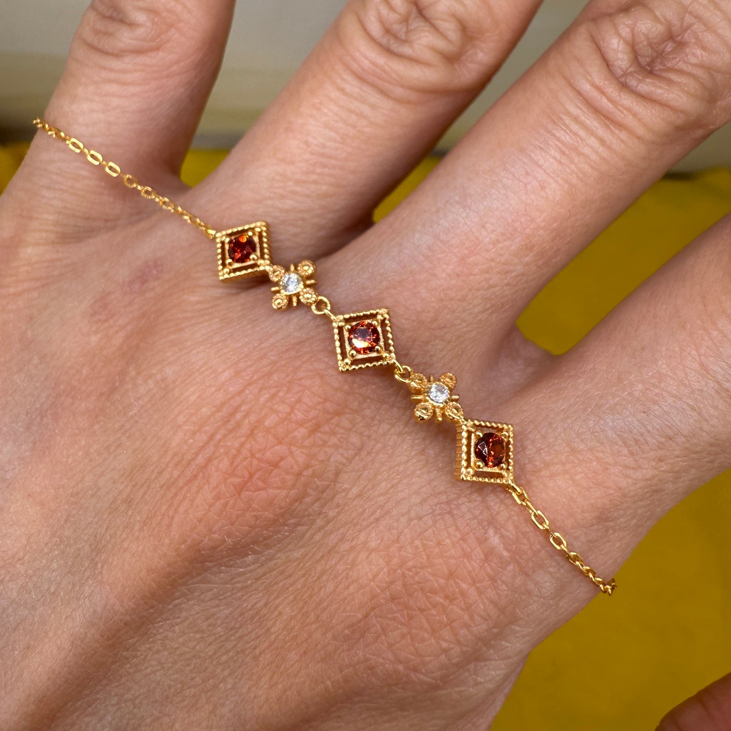 925 Sterling Silver Bracelet 3mm Round Red Natural Zircon Gemstone Golden Chain Jewelry Gift