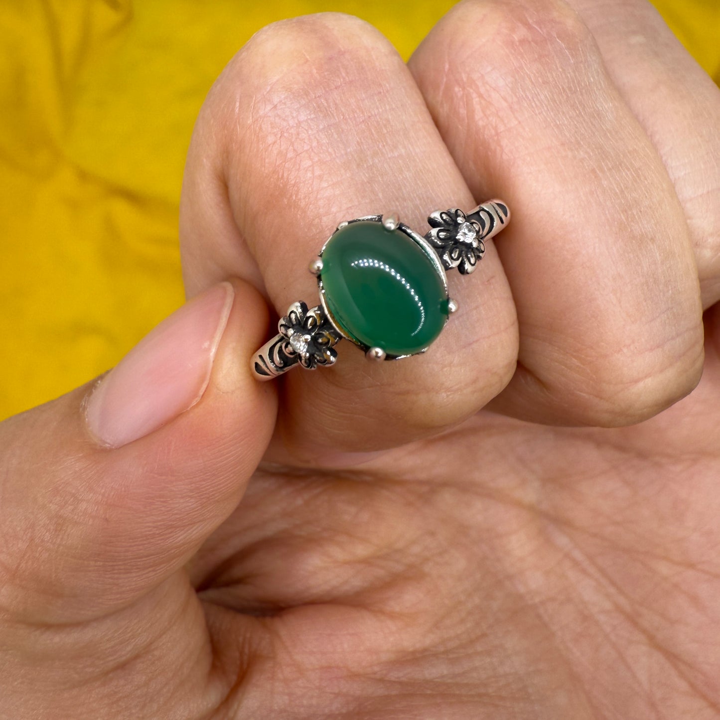 925 Sterling Silver Ring 8x6mm Natural Emerald Gemstone Women Jewelry Green Gift